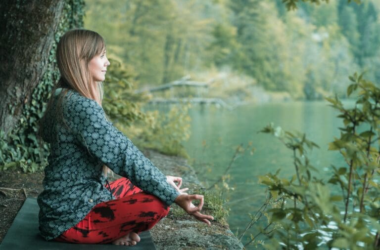 Meditation: 7 Amazing Benefits