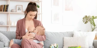 Motherlove Moringa Lactation Supplement: A Review of the Facts About This Leading Superfood Product Mother lactating her baby